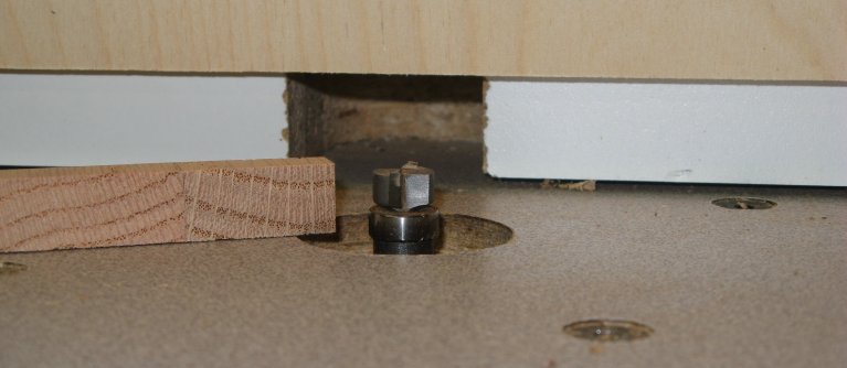 tail cleanup - setting router bit height