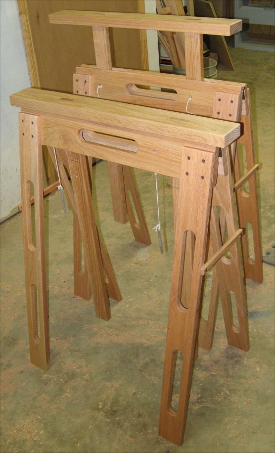 Adjustable-Height Folding Sawhorses